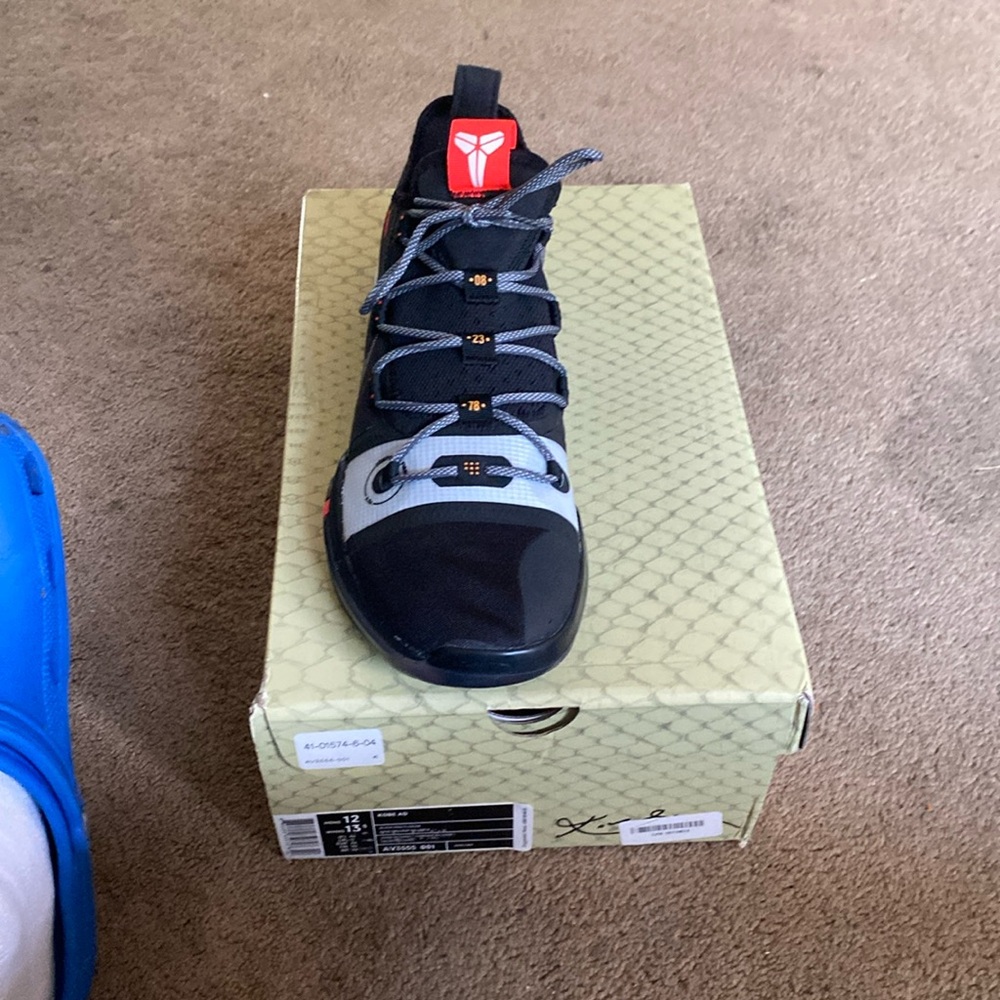 Kobe 10 AD size 12 new with box!!